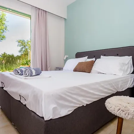 Tzogias Pan Apartman