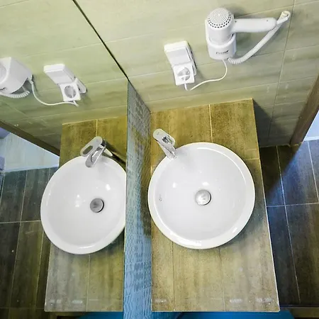 Tzogias Pan * Lassi (Kefalonia)