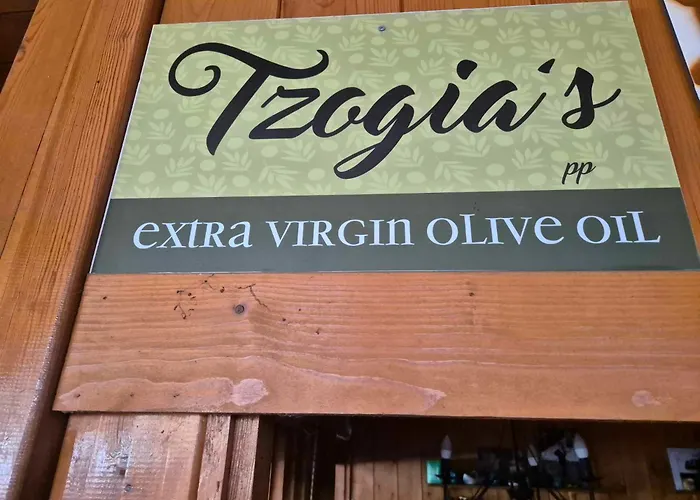 Tzogias Pan
